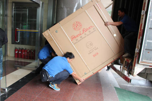 南朗镇钢琴贵重工艺品无忧运